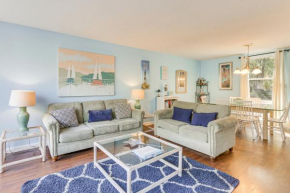 Walk to Beach Coligny Gem with Community Perks!